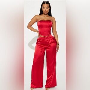 🚫 Sold 🚫 Fashion Nova Scarlet women’s  Satin Trousers